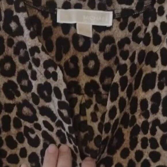 Gorgeous Michael Kors Leopard Print Blouse - Size Small - Picture 3 of 6